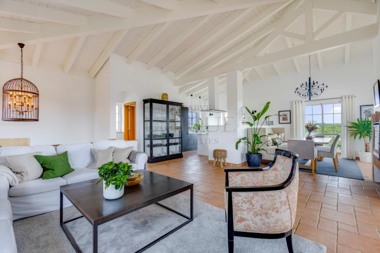 Moradia T4 para Venda em Lagos (São Sebastião e Santa Maria) Foto 5