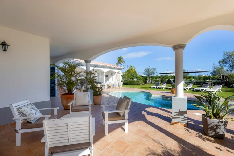 Moradia T4 para Venda em Lagos (São Sebastião e Santa Maria) Foto 16