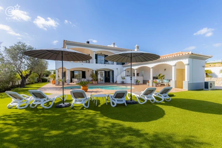 Moradia T4 para Venda em Lagos (São Sebastião e Santa Maria) Foto 39