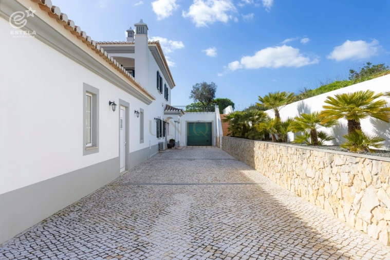 Moradia T4 para Venda em Lagos (São Sebastião e Santa Maria) Foto 44