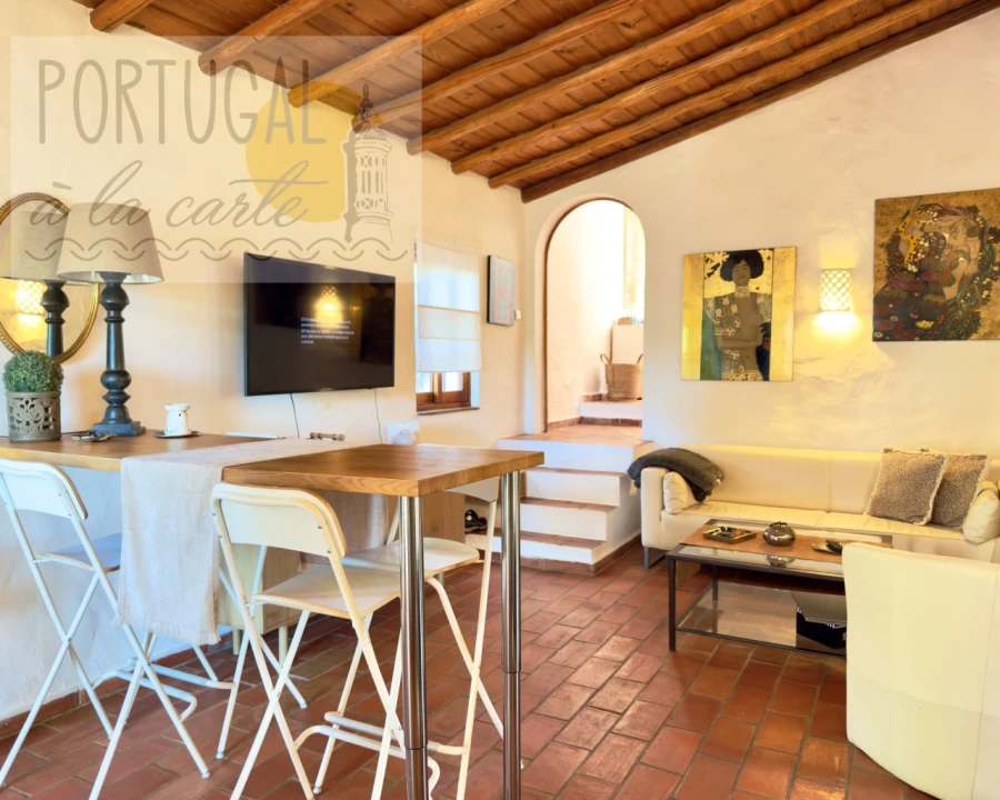 Moradia T5 para Venda em Quelfes Foto 7