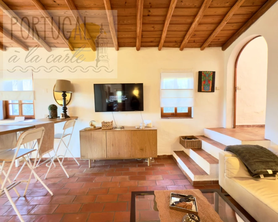 Moradia T5 para Venda em Quelfes Foto 8