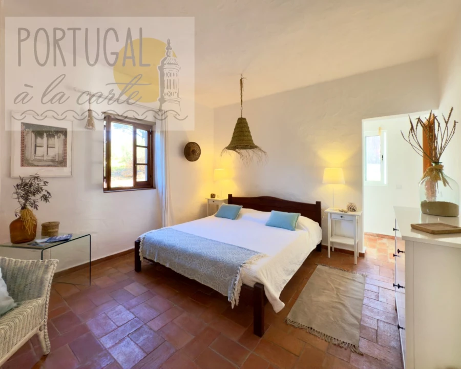 Moradia T5 para Venda em Quelfes Foto 30