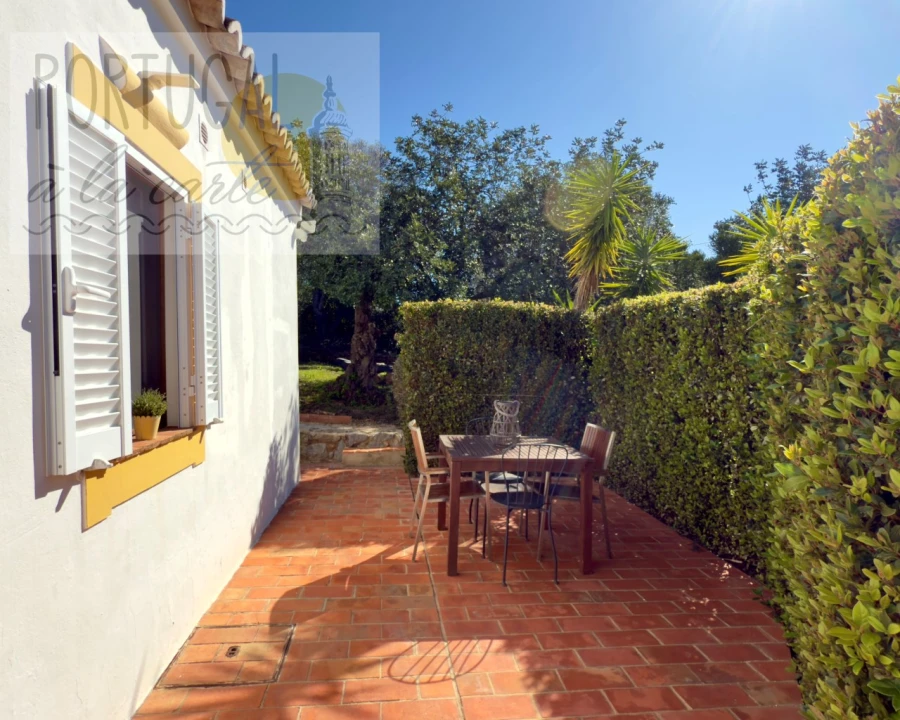 Moradia T5 para Venda em Quelfes Foto 40