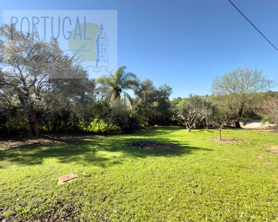 Moradia T5 para Venda em Quelfes Foto 48