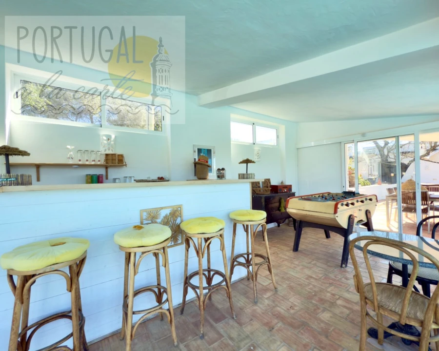 Moradia T5 para Venda em Quelfes Foto 64