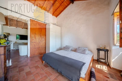Moradia T5 para Venda em Quelfes