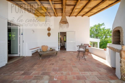 Moradia T5 para Venda em Quelfes