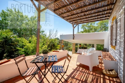 Moradia T5 para Venda em Quelfes
