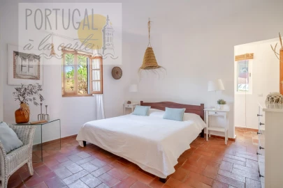Moradia T5 para Venda em Quelfes