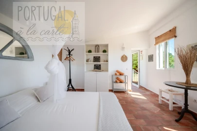 Moradia T5 para Venda em Quelfes
