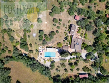 Moradia T5 para Venda em Quelfes