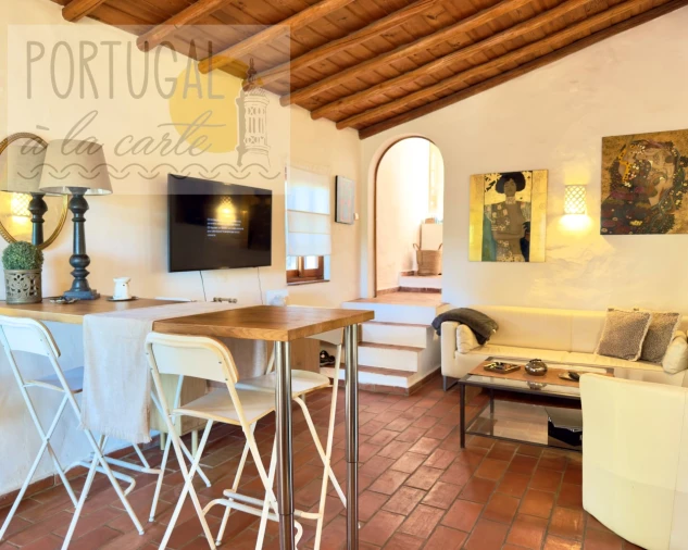 Moradia T5 para Venda em Quelfes Foto 7