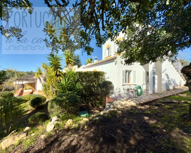 Moradia T5 para Venda em Quelfes Foto 47