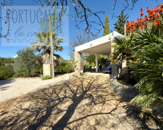 Moradia T5 para Venda em Quelfes Foto 56