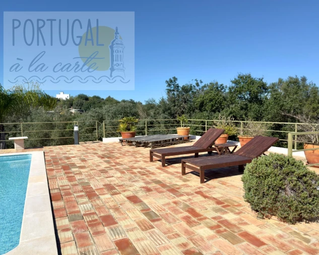 Moradia T5 para Venda em Quelfes Foto 61