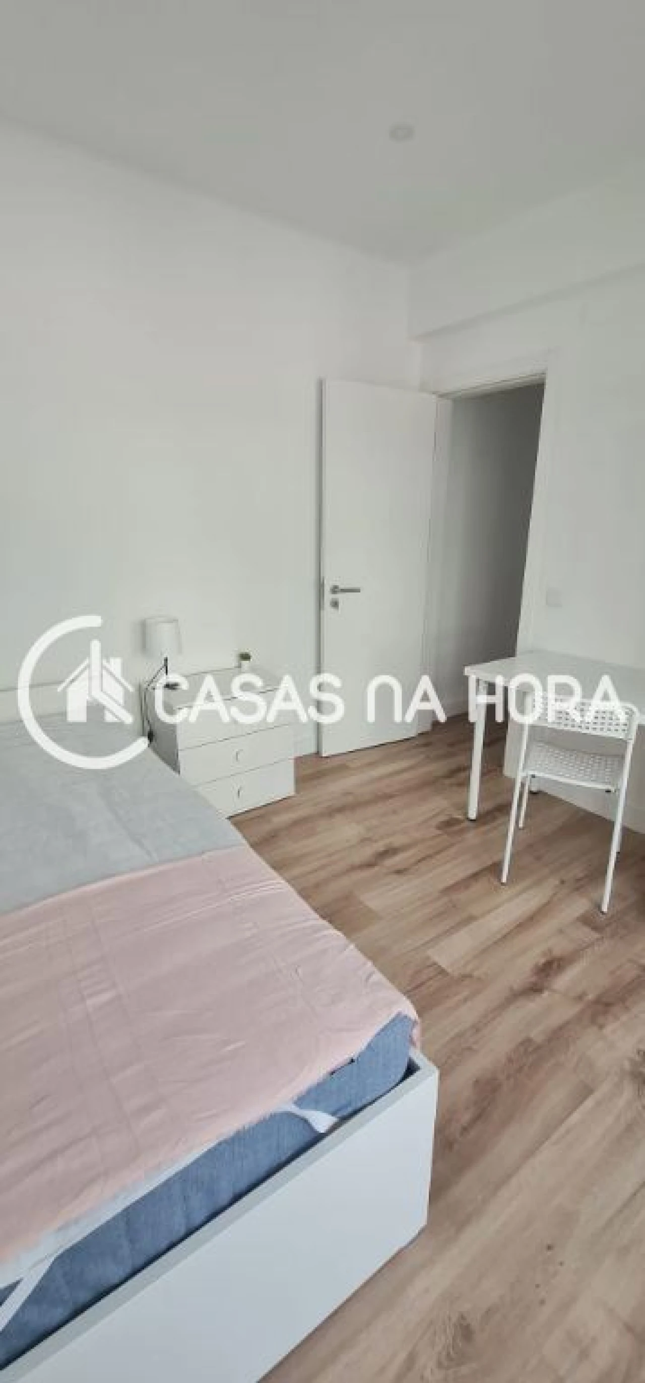 Apartamento T3 para Arrendamento em Almada, Cova da Piedade, Pragal e Cacilhas Foto 26