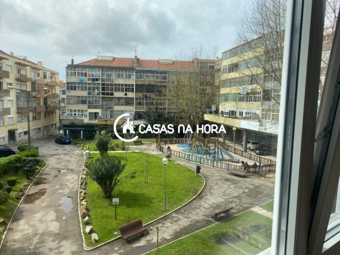 Apartamento T3 para Arrendamento em Almada, Cova da Piedade, Pragal e Cacilhas Foto 27