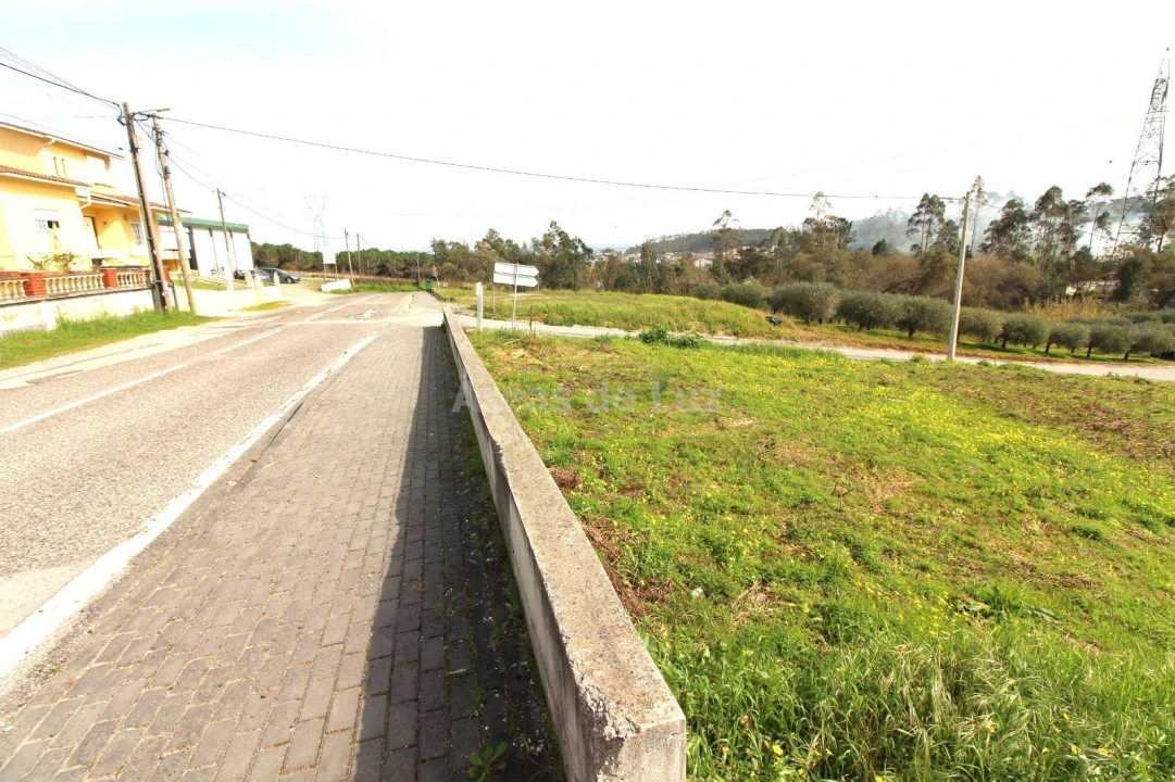 Terreno P/ Prédio para Venda em Parceiros e Azoia Foto 5