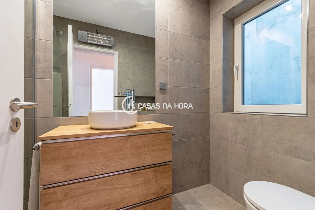 Apartamento T2 para Arrendamento em São Domingos de Benfica Foto 13