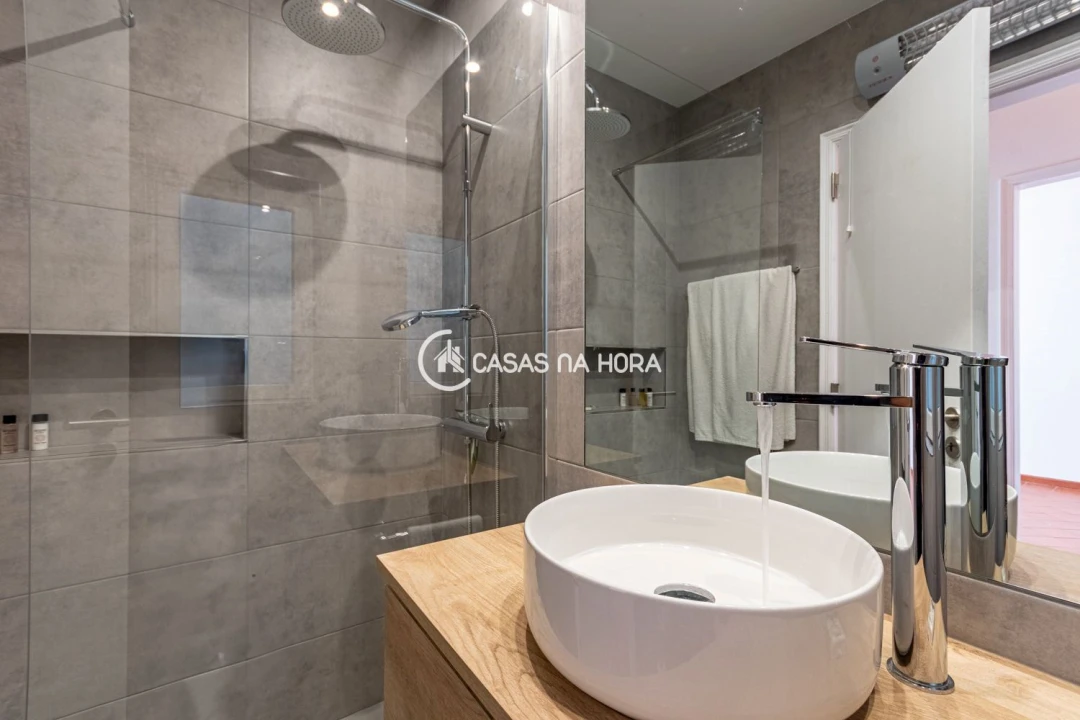 Apartamento T2 para Arrendamento em São Domingos de Benfica Foto 14