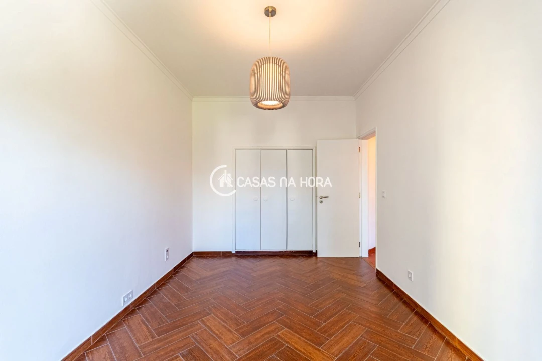 Apartamento T2 para Arrendamento em São Domingos de Benfica Foto 16