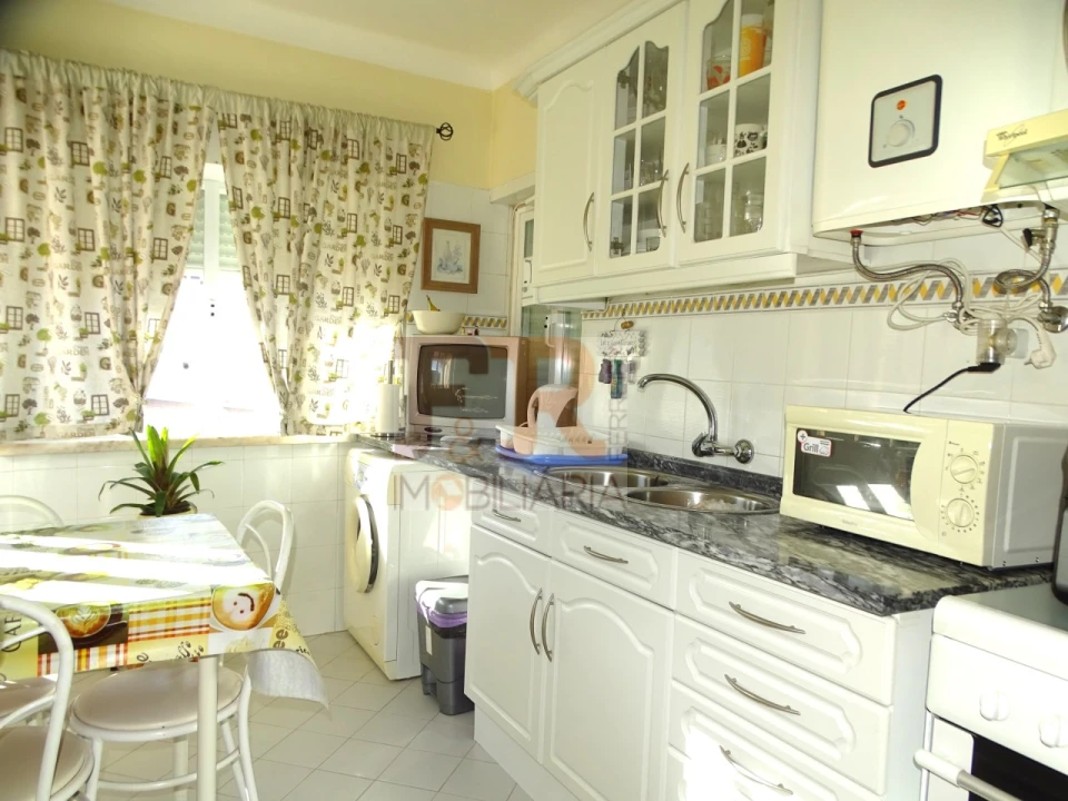 Moradia T4 para Venda em Fernao Ferro Foto 35