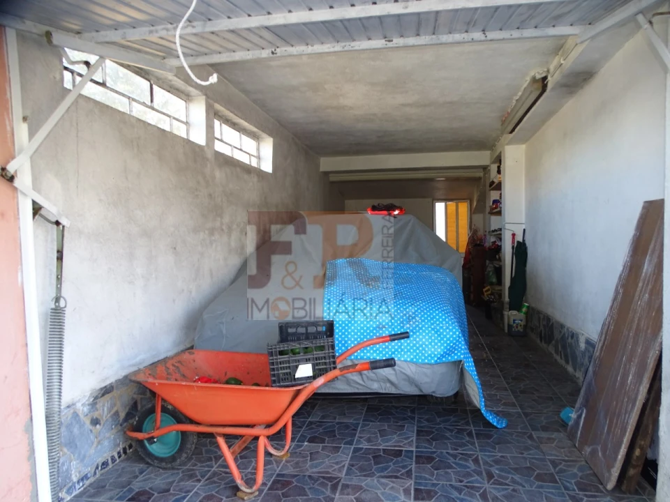 Moradia T4 para Venda em Fernao Ferro Foto 44