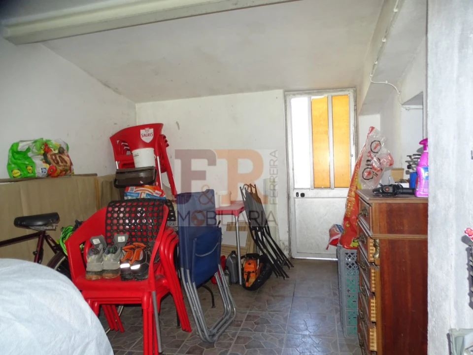 Moradia T4 para Venda em Fernao Ferro Foto 45