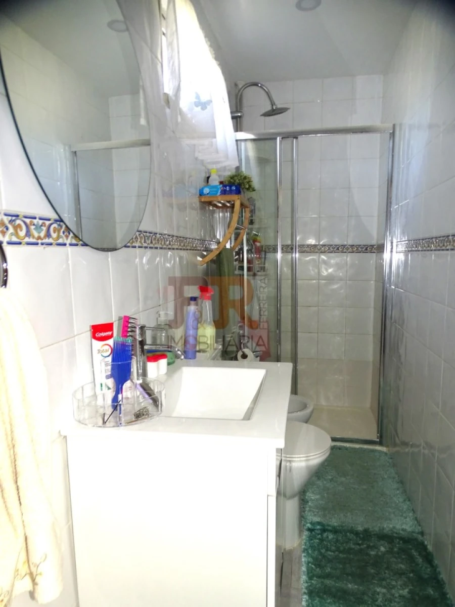 Moradia T4 para Venda em Fernao Ferro Foto 20