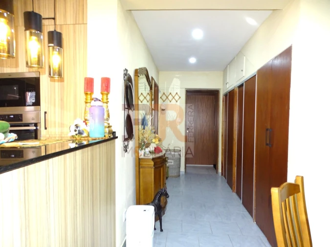 Moradia T4 para Venda em Fernao Ferro Foto 23