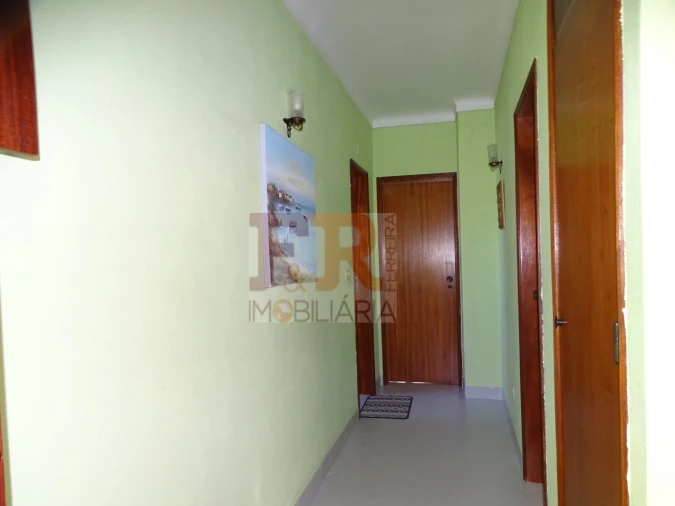 Moradia T4 para Venda em Fernao Ferro Foto 40
