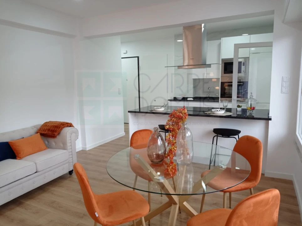 Apartamento T3 para Venda em Benfica Foto 4