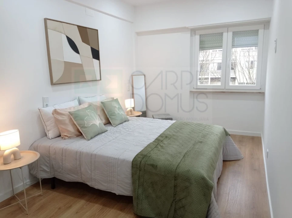 Apartamento T3 para Venda em Benfica Foto 16