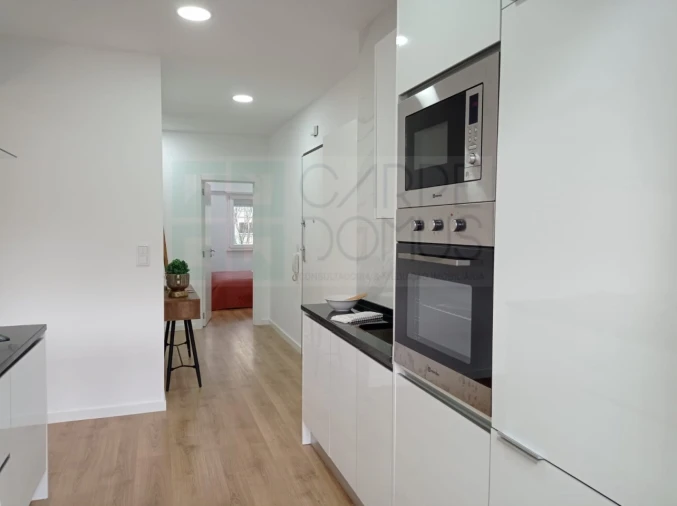 Apartamento T3 para Venda em Benfica Foto 9