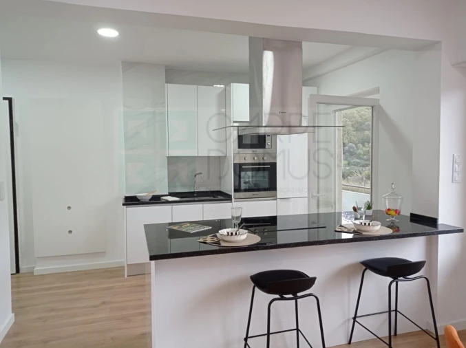 Apartamento T3 para Venda em Benfica Foto 8