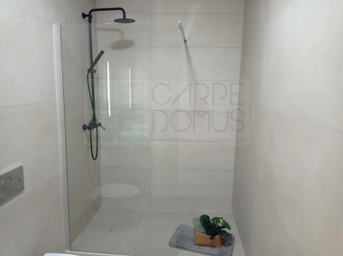 Apartamento T3 para Venda em Benfica Foto 12