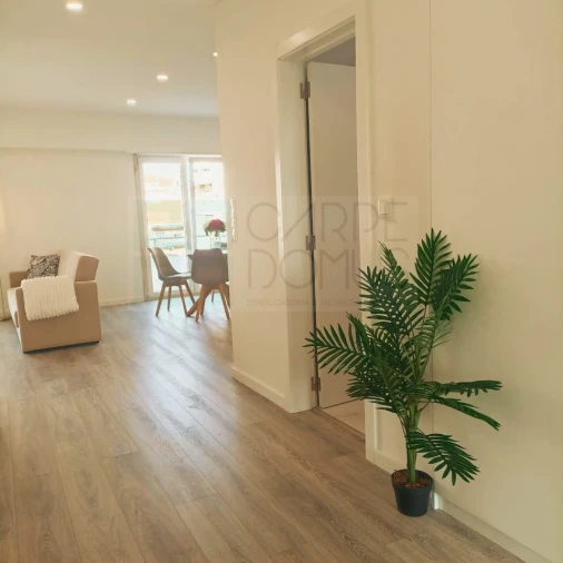 Apartamento T2 para Venda em Benfica Foto 12