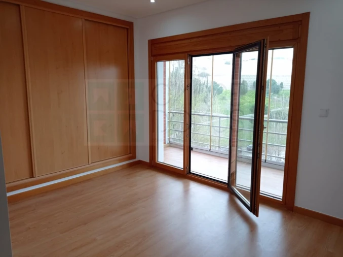 Apartamento T3 para Venda em Odivelas Foto 25