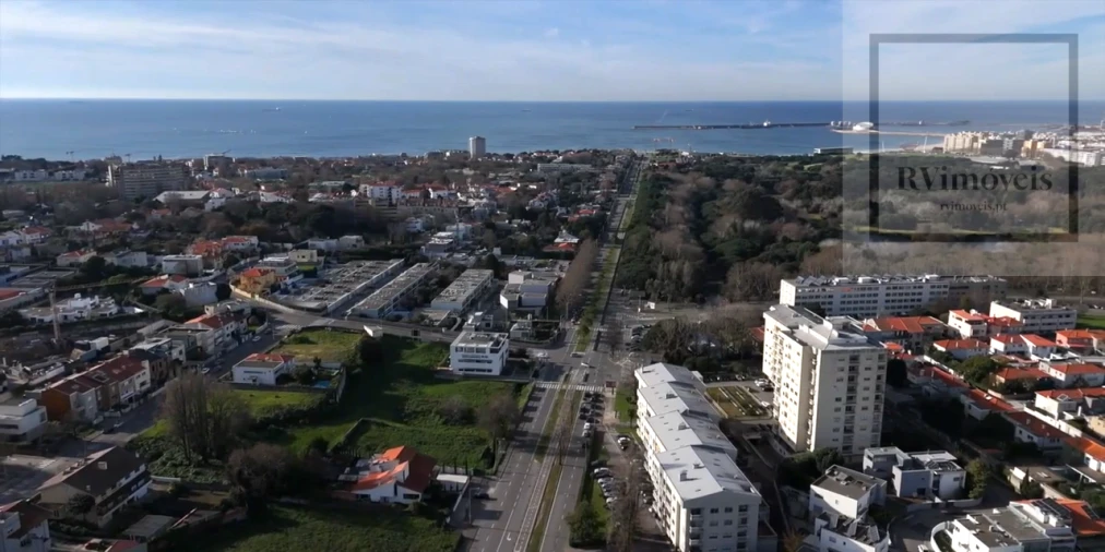 Apartamento T4 para Venda em Aldoar, Foz do Douro e Nevogilde Foto 3