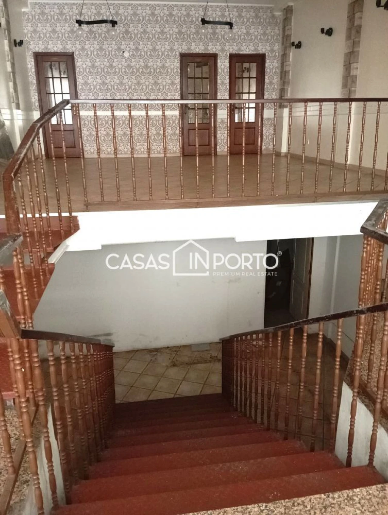 Loja para Arrendamento em Paranhos Foto 4