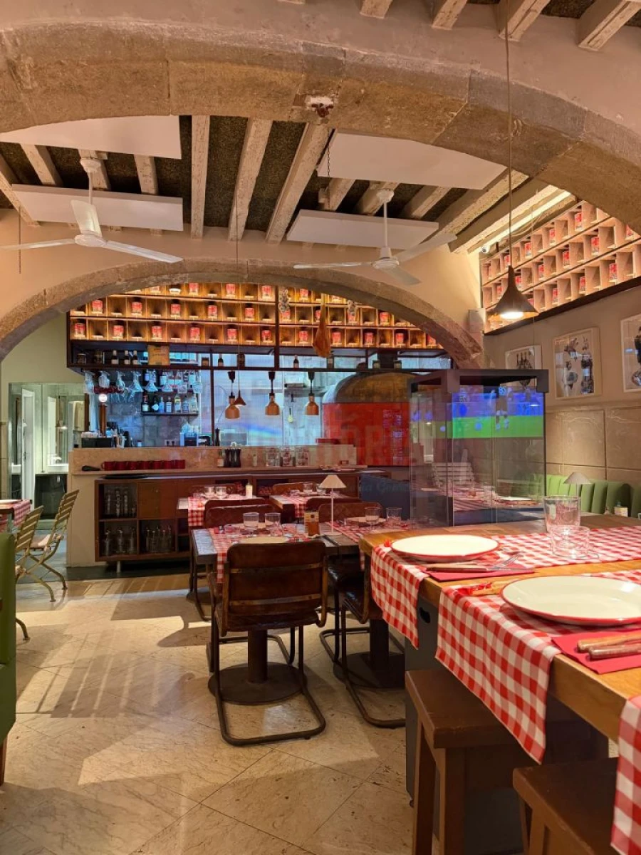 Loja para Trespasse em Santa Maria Maior Foto 6