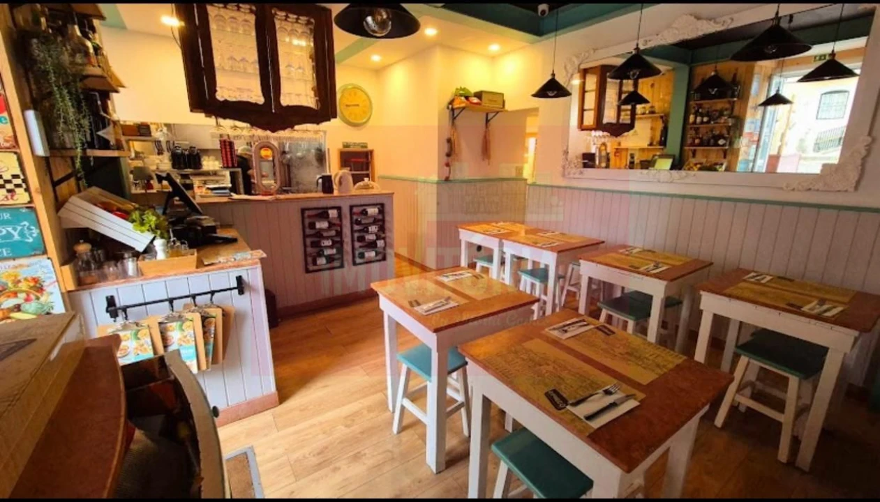 Loja para Trespasse em Santa Maria Maior Foto 8