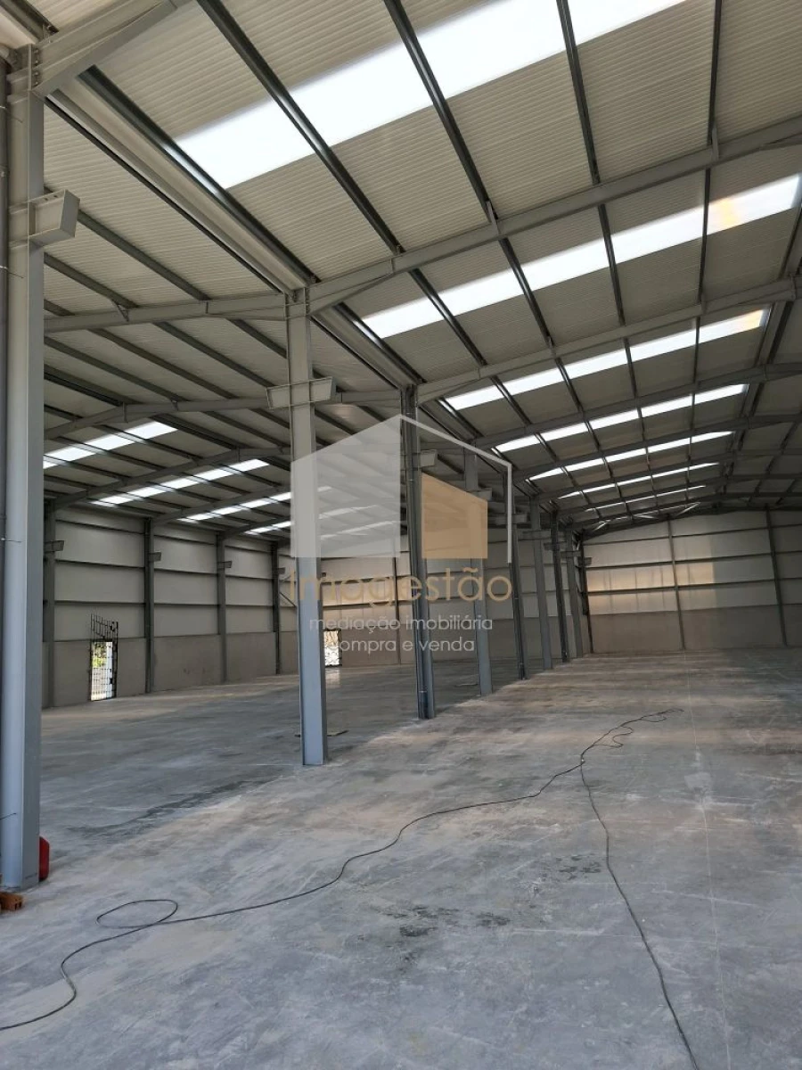 Loja para Venda em Sapardos Foto 6