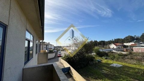 Apartamento T2 para Venda em Madalena