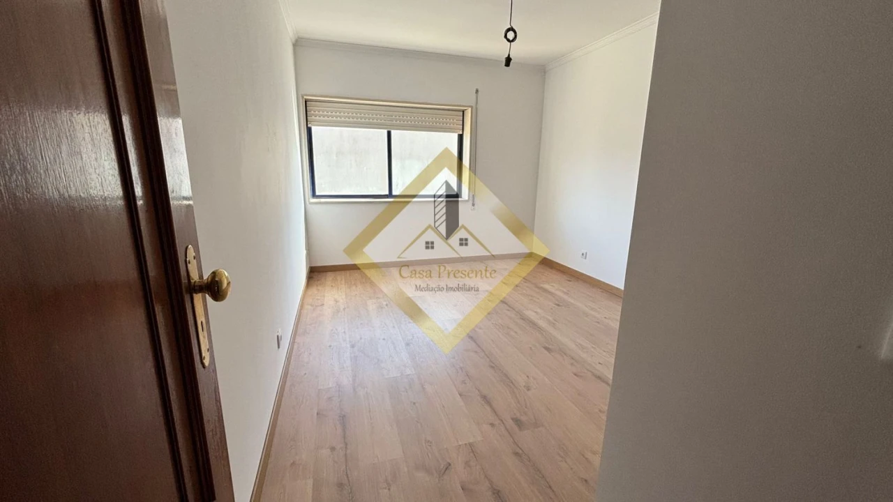 Apartamento T2 para Venda em Madalena Foto 10