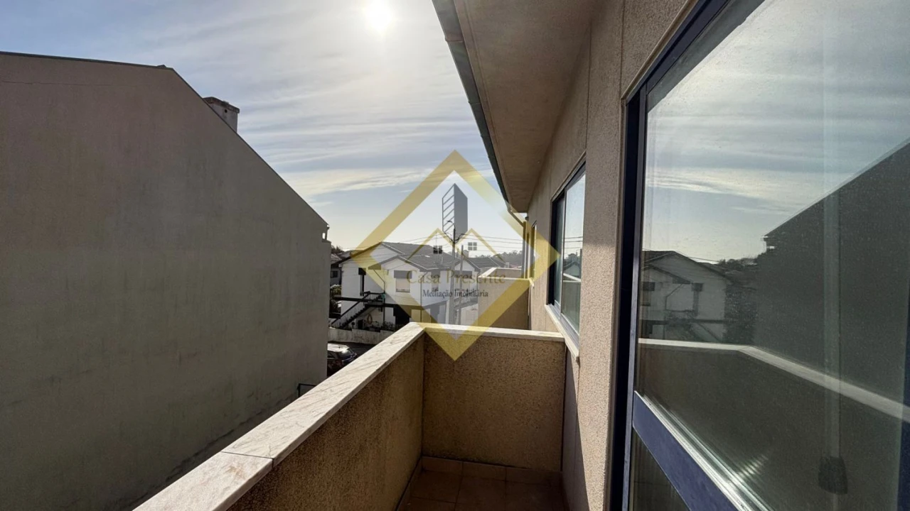 Apartamento T2 para Venda em Madalena Foto 10