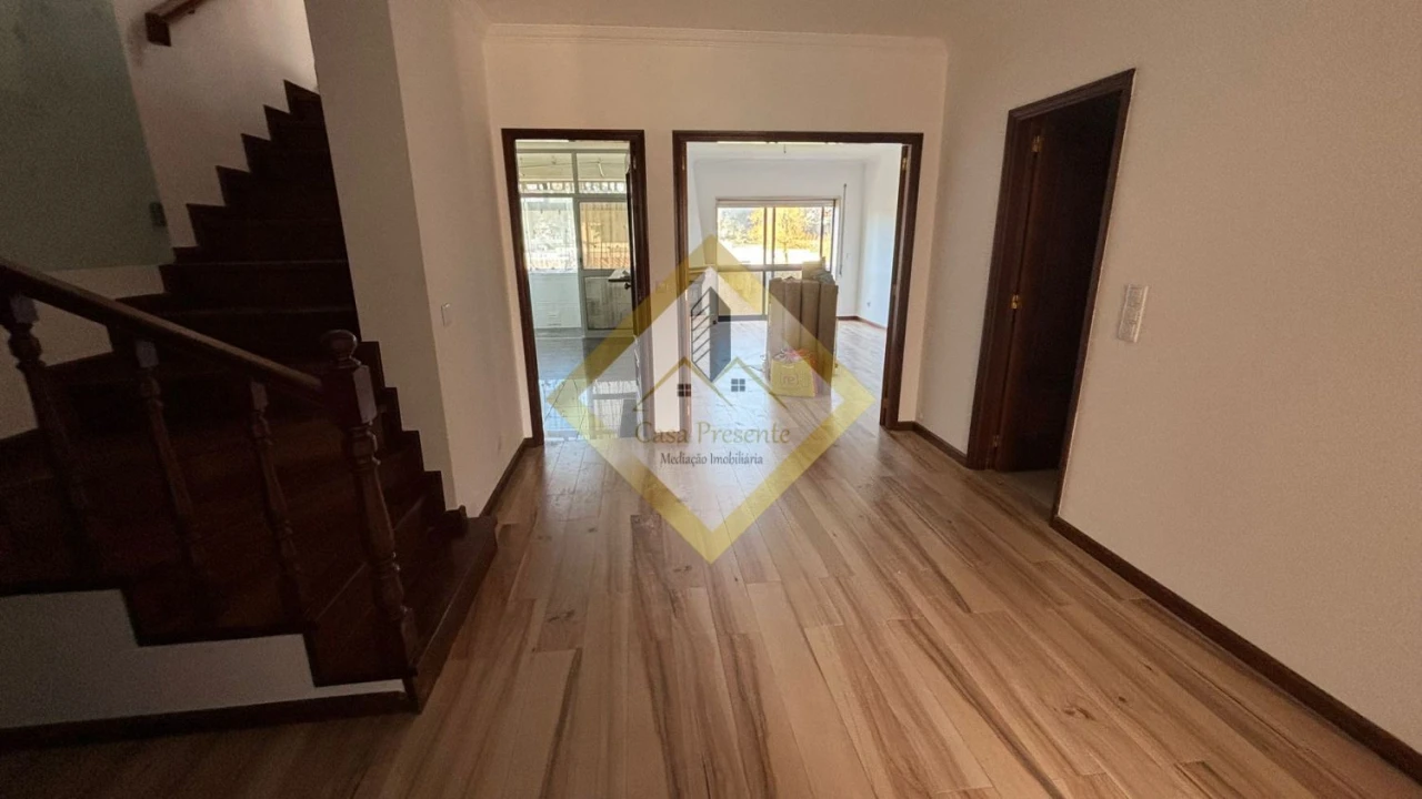 Apartamento T2 para Venda em Madalena Foto 3