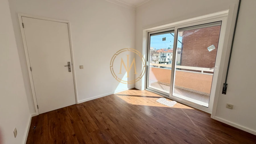 Apartamento T3 para Venda em Aguas Santas Foto 4