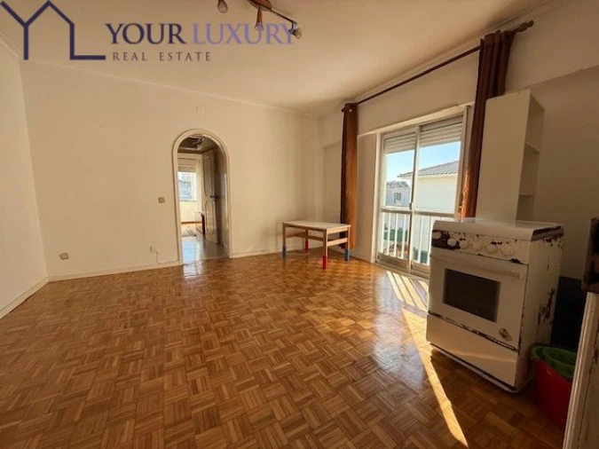 Apartamento T1 para Venda em Cascais e Estoril Foto 3